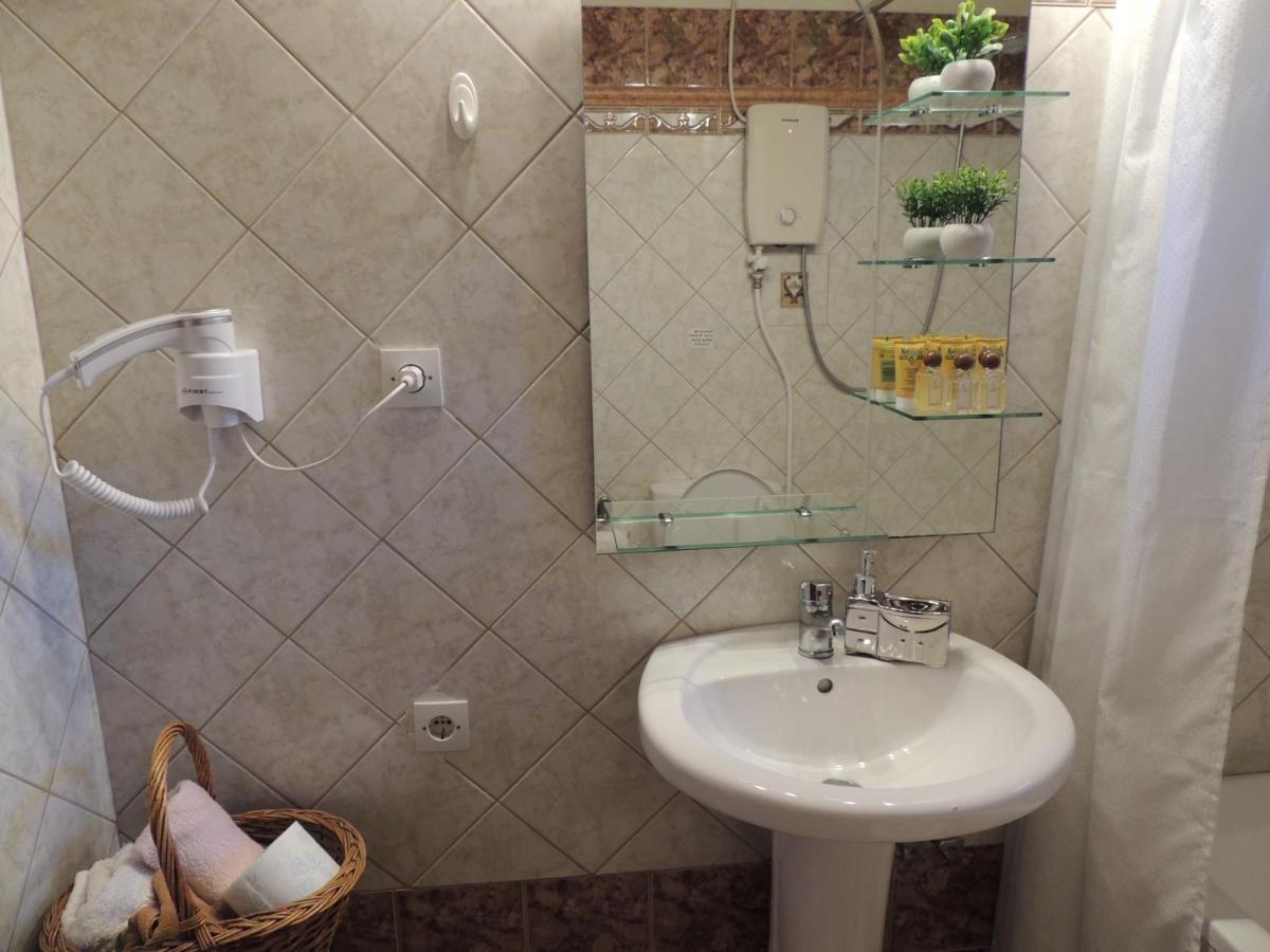 Prespes Lake View Family Apartment Florina Exterior foto