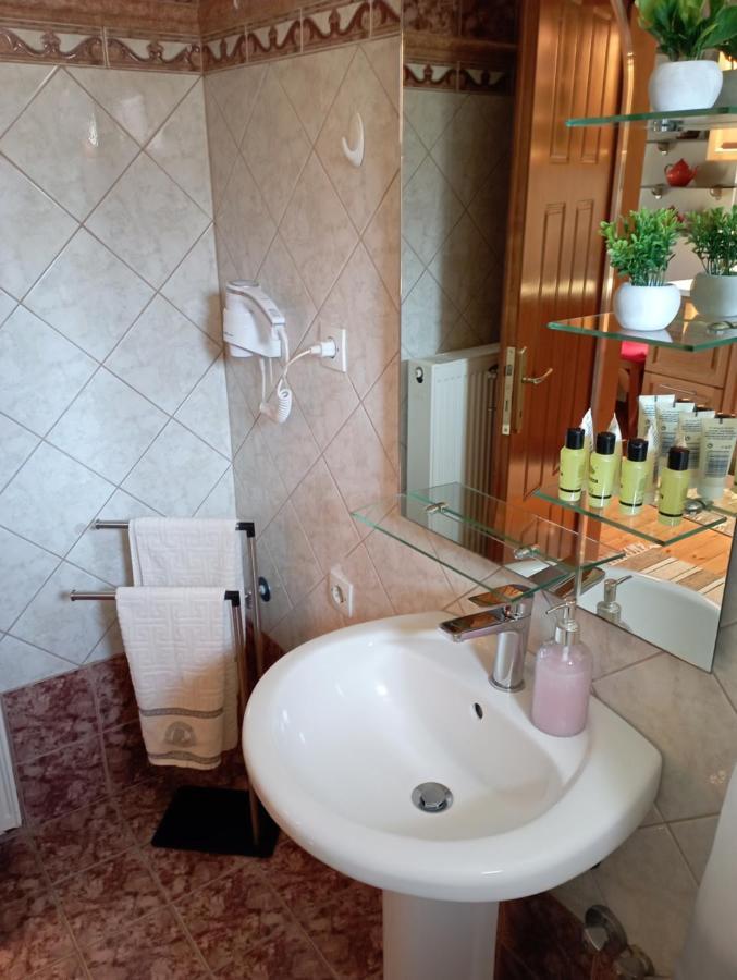Prespes Lake View Family Apartment Florina Exterior foto