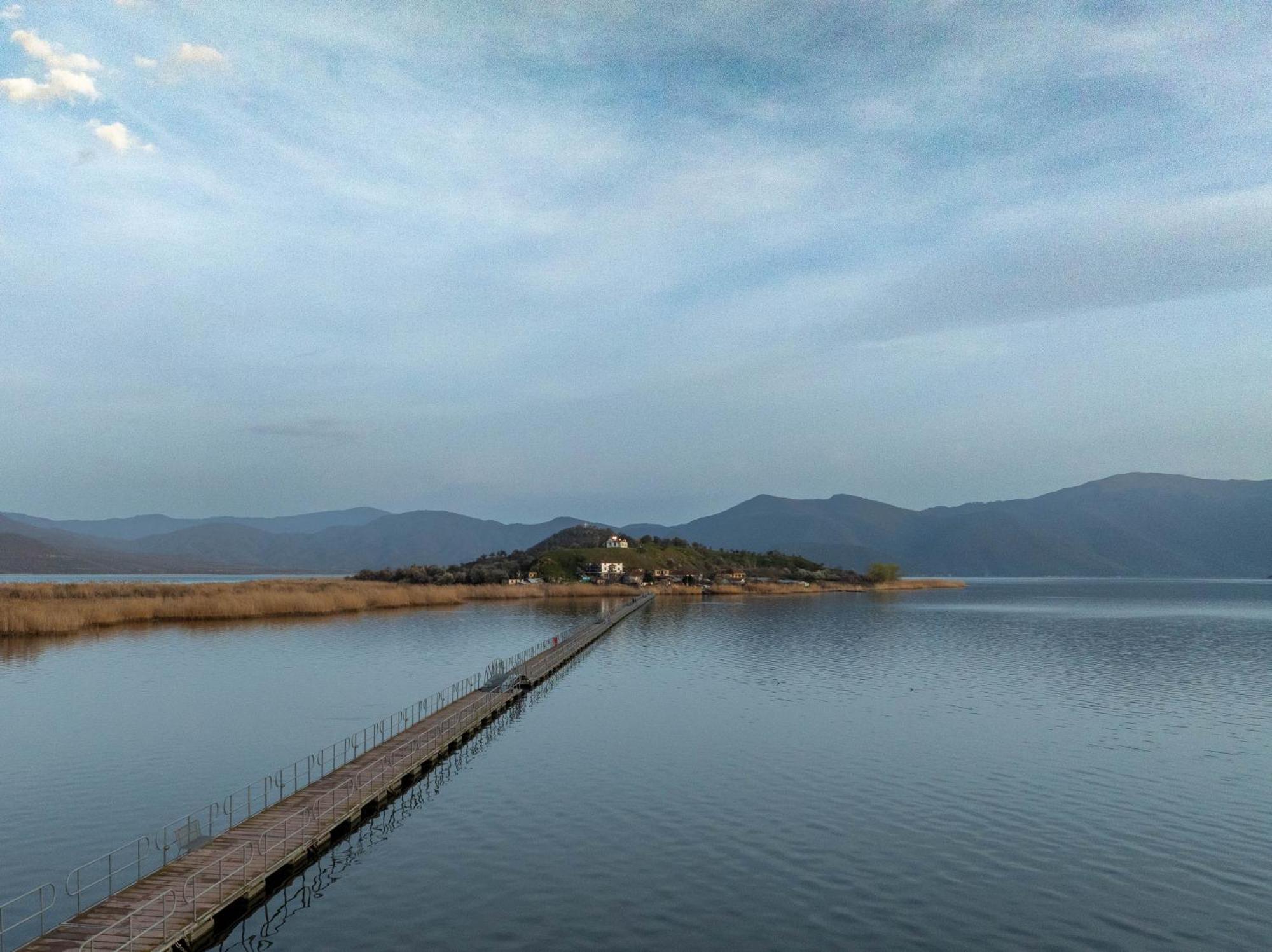 Prespes Lake View Family Apartment Florina Exterior foto